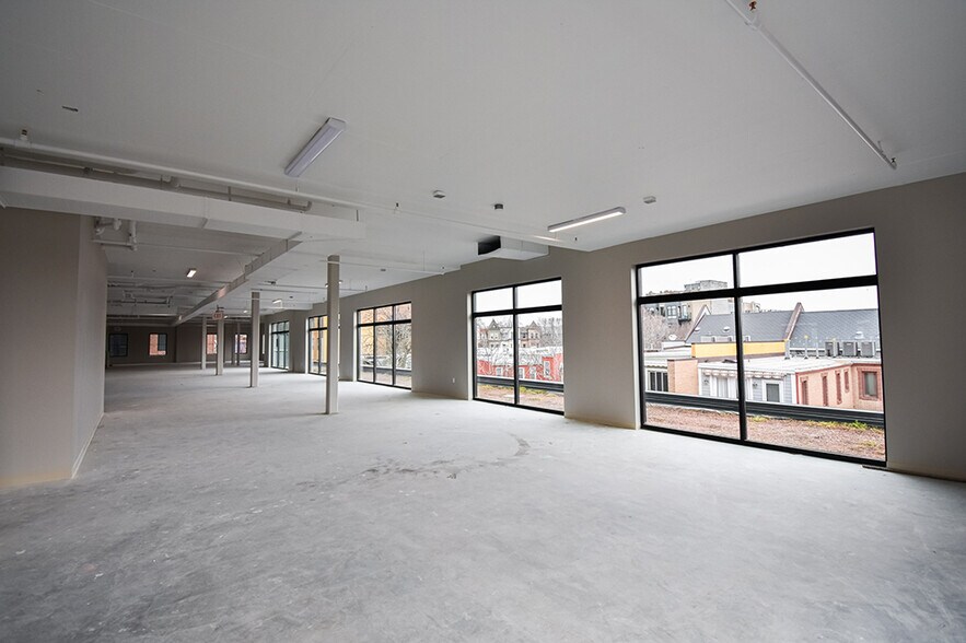 More Photos Of 1827-1829 Wiltberger St NW, Washington Office For Sale