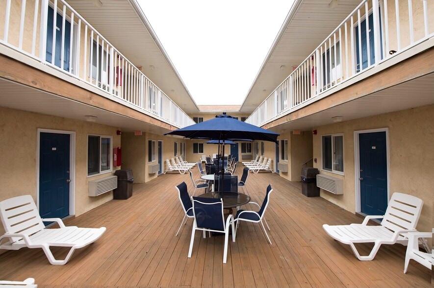 More Photos Of 53 Hancock Ave, Seaside Heights Hotel For Sale