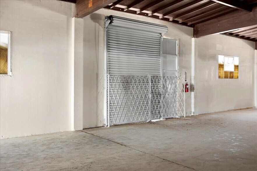 More Photos Of 1409 E St. Gertrude Pl, Santa Ana Warehouse For Sale