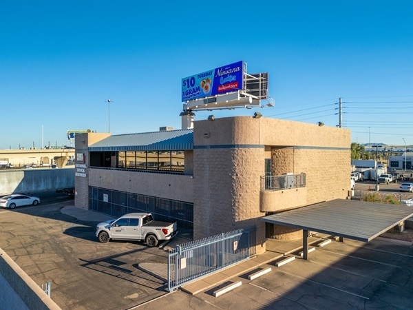 Primary Photo Of 1622 N Black Canyon Fwy, Phoenix Office For Lease