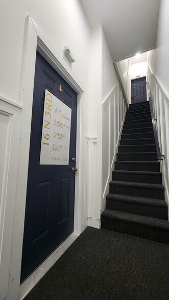 More Photos Of 16 N 3rd St, Philadelphia Storefront Retail Residential For Lease