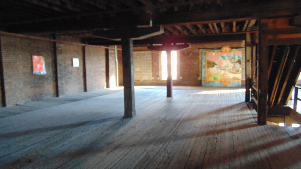 More Photos Of 1428 Saint Louis Ave, Kansas City Warehouse For Sale