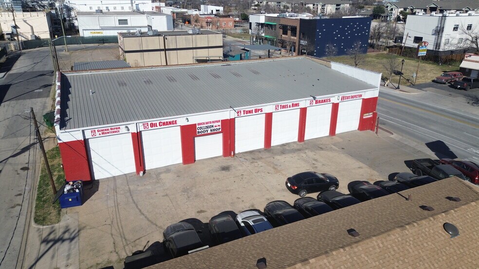 More Photos Of 1016 S Main St, Fort Worth Auto Repair For Sale