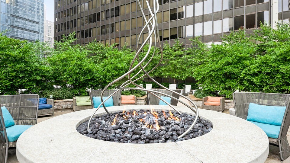 More Photos Of 360 E Ohio St, Chicago Apartments For Lease