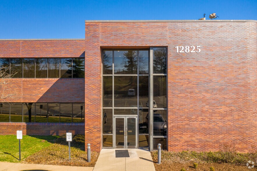 More Photos Of 12825 Flushing Meadows Dr, Saint Louis Office For Lease