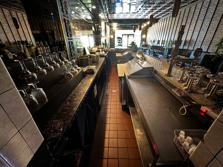 More Photos Of 219 N 21st Ave, Hollywood Storefront Retail Office For Lease