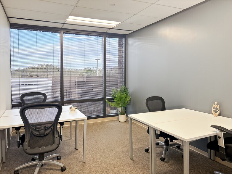 More Photos Of 901 S Mopac Expy, Austin Coworking Space