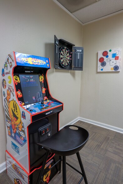 More Photos Of 71 Washington St, Santa Clara Storefront Retail Office For Sale