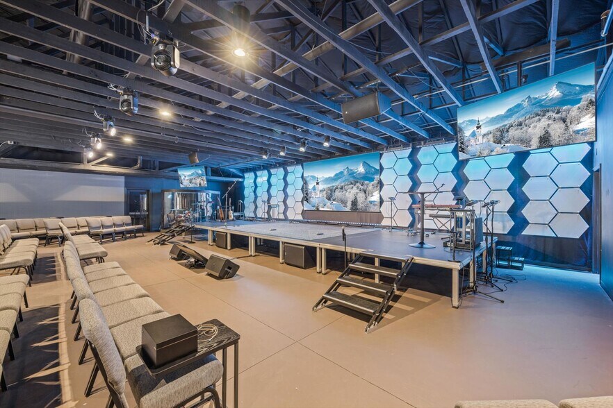 More Photos Of 236 2nd Ave S, Franklin Storefront Retail Office For Sale