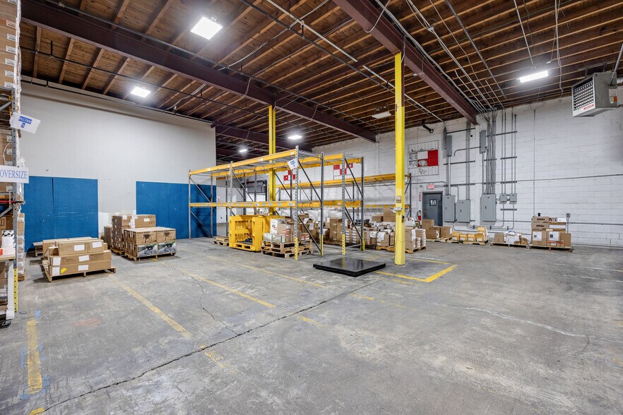 More Photos Of 301 N 4th St, Vineland Warehouse For Lease