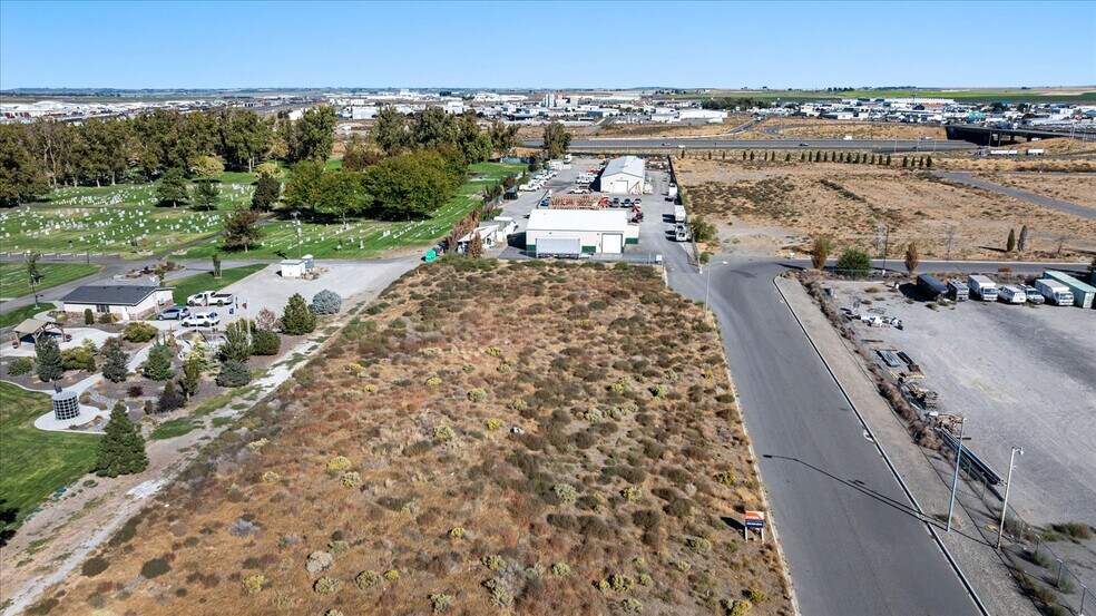 More Photos Of 1601 Idaho ave, Pasco Land For Sale