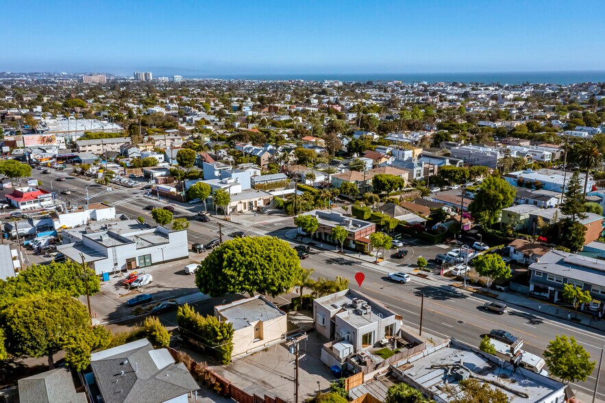 More Photos Of 2951-2953 Lincoln Blvd, Santa Monica Loft Creative Space For Sale
