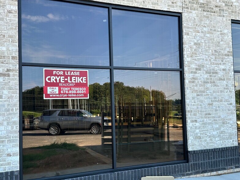 More Photos Of 2533 S Waterworks Rd, Buford General Retail For Sale