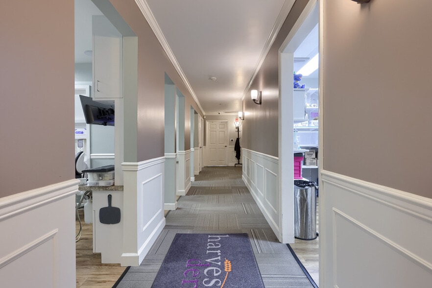 More Photos Of 250 N Reading Rd, Ephrata Office For Sale