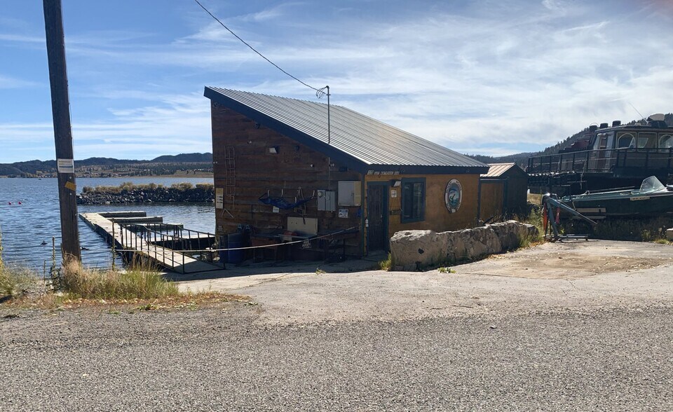 More Photos Of 115 North Shore rd, Panguitch Marina For Sale