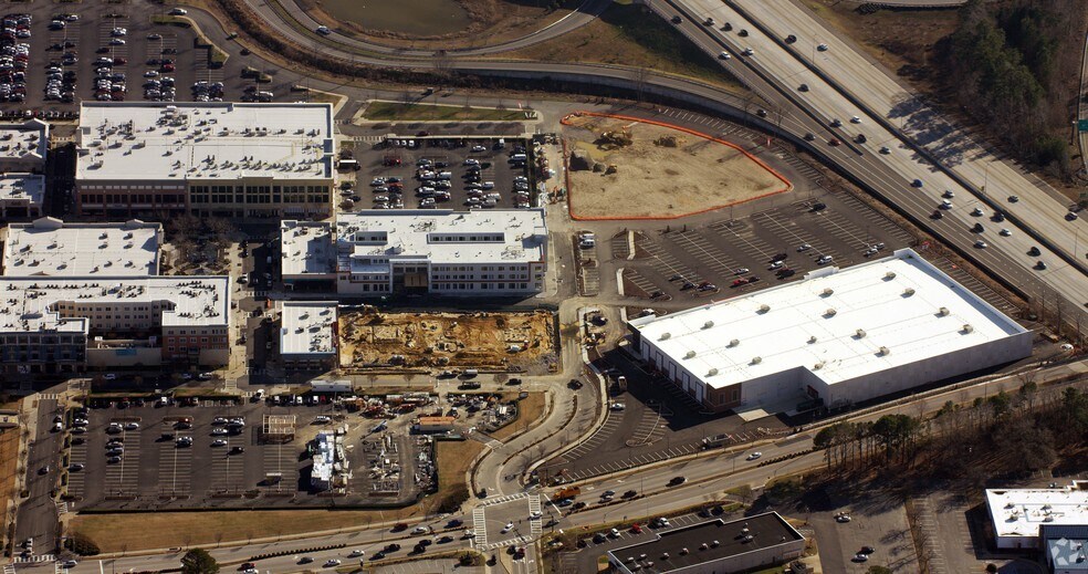 More Photos Of 1850 Merchant Ln, Hampton Apartments For Sale