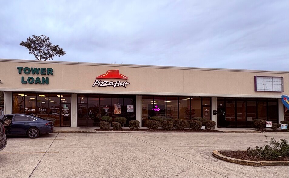 More Photos Of 4007-4025 Pontchartrain Dr, Slidell Storefront Retail Office For Lease