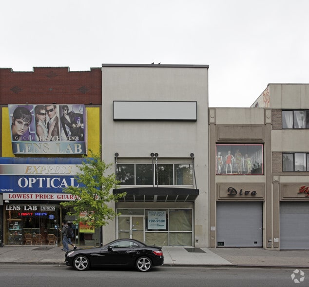 More Photos Of 30-75 Steinway St, Astoria Bank For Sale
