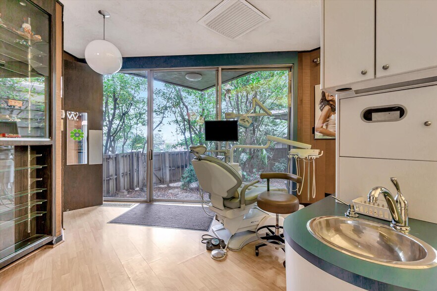 More Photos Of 1804 San Miguel Dr, Walnut Creek Medical For Lease