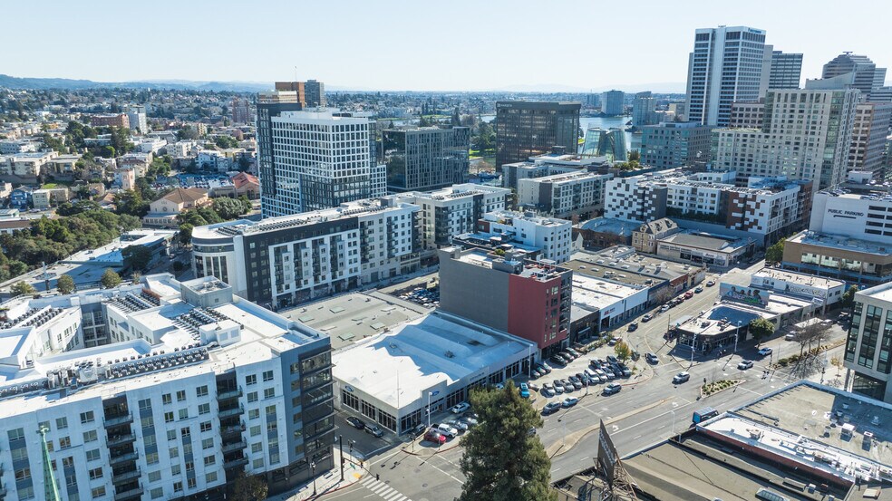 More Photos Of 2550 Webster St, Oakland Auto Dealership For Sale