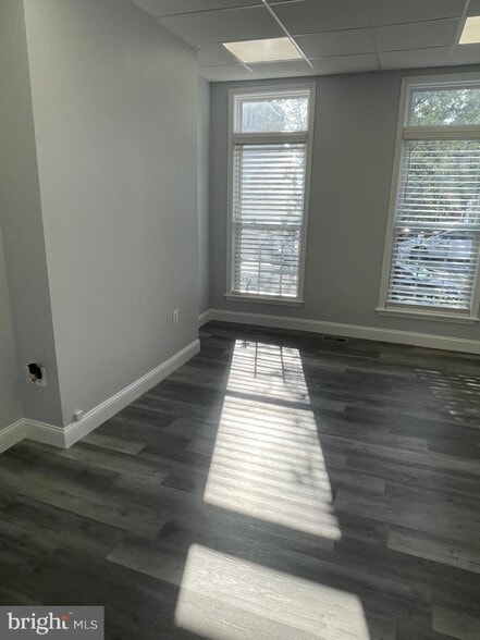 More Photos Of 517 Scott St, Baltimore Storefront Retail Office For Lease