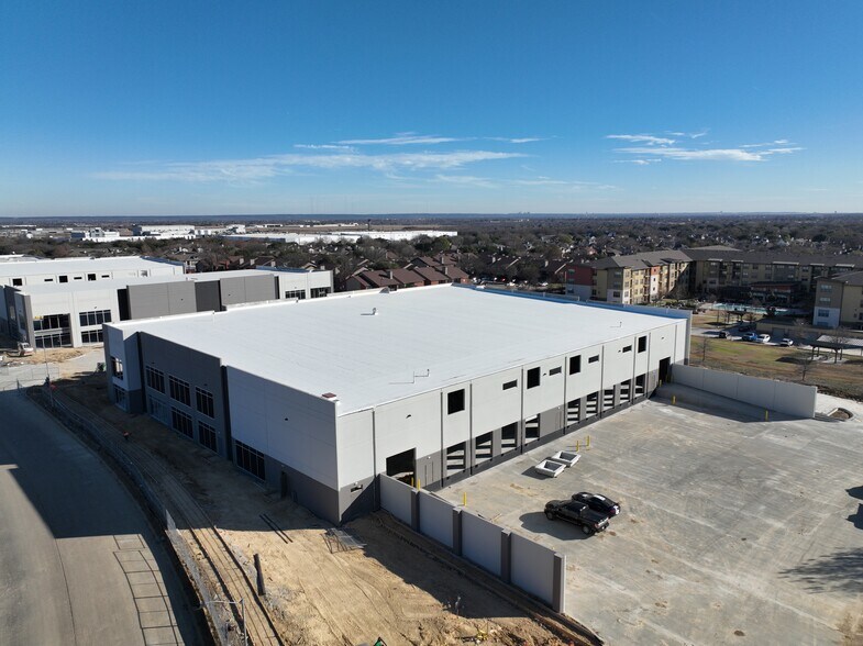 More Photos Of 150 Stephens St, Arlington Warehouse For Sale