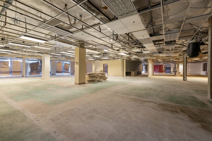 More Photos Of 2100-2110 N Pacific St, Seattle Office For Sale