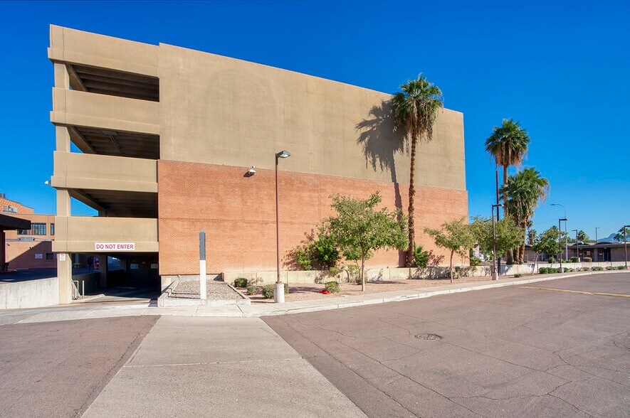 More Photos Of 6036 N 19th Ave, Phoenix Medical For Lease