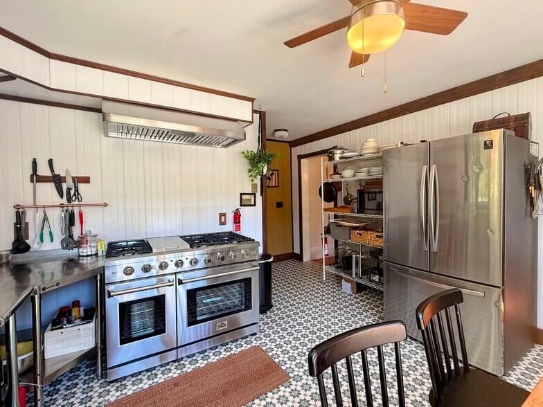 More Photos Of 42-50 Stoney Clove -1, Hunter Apartments For Sale