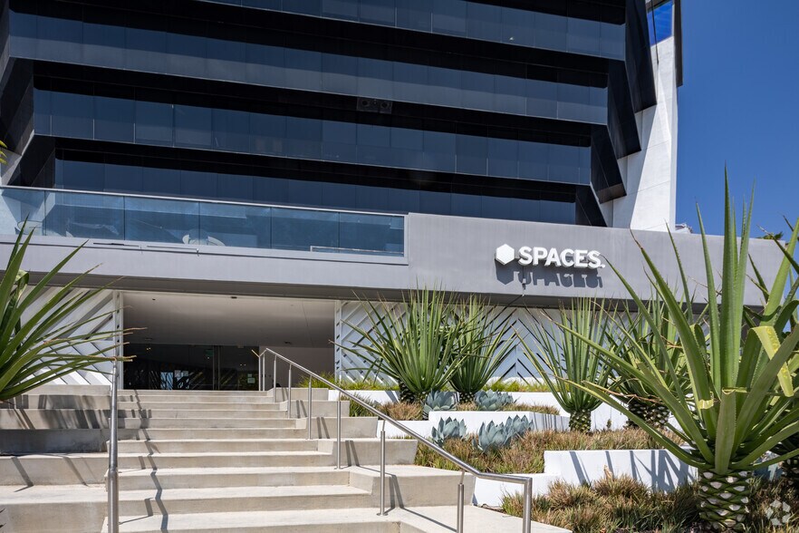 More Photos Of 1800 N Vine St, Los Angeles Coworking Space