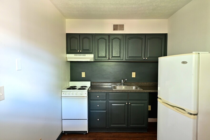 More Photos Of 1225 S 6th St, Louisville Apartments For Sale