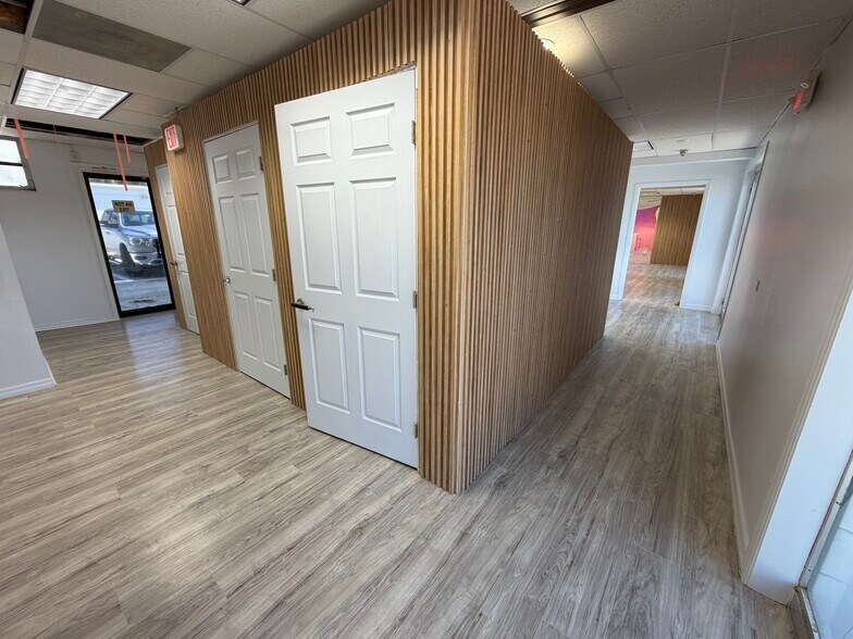 More Photos Of 3418 W Swann Ave, Tampa Office For Lease