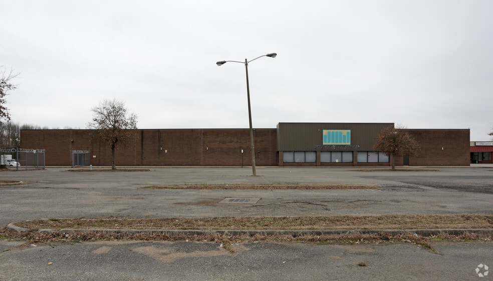 More Photos Of 6031 Nine Mile Rd, Richmond Warehouse For Sale