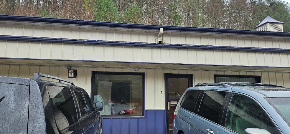 Primary Photo Of 5015 NC-107, Glenville General Retail For Lease