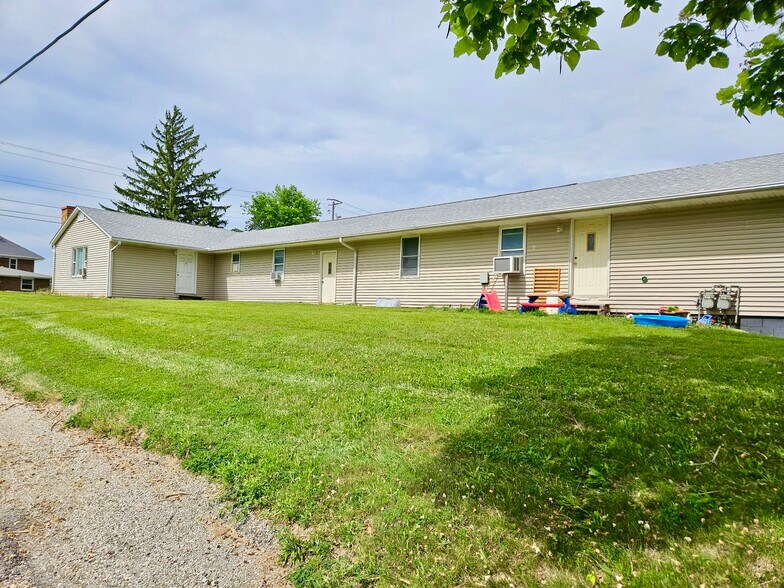 More Photos Of 601-605 W Orchard St, Macomb Apartments For Sale