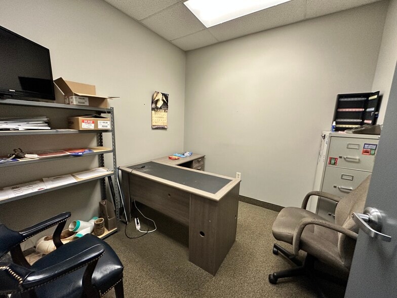 More Photos Of 269 Executive Park Dr NE, Concord Showroom For Sale