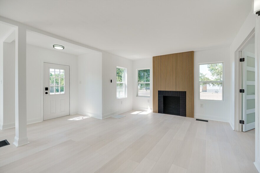 More Photos Of 3801 Salem Ave, Dayton Office For Sale