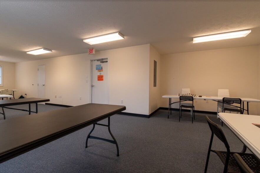 More Photos Of 6408 Brookstone Ln, Fayetteville Medical For Lease