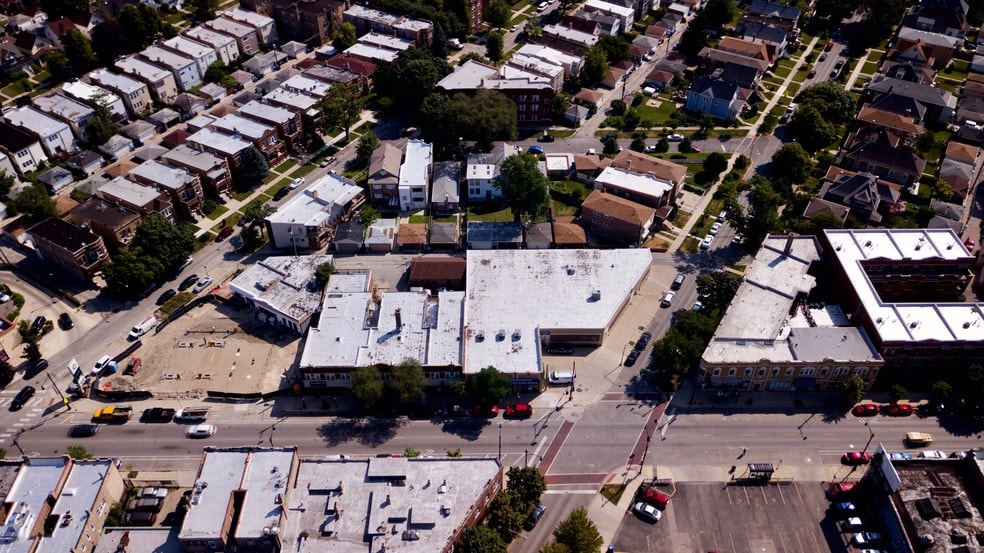 More Photos Of 4201-4203 N Milwaukee Ave, Chicago Storefront Retail Office For Lease