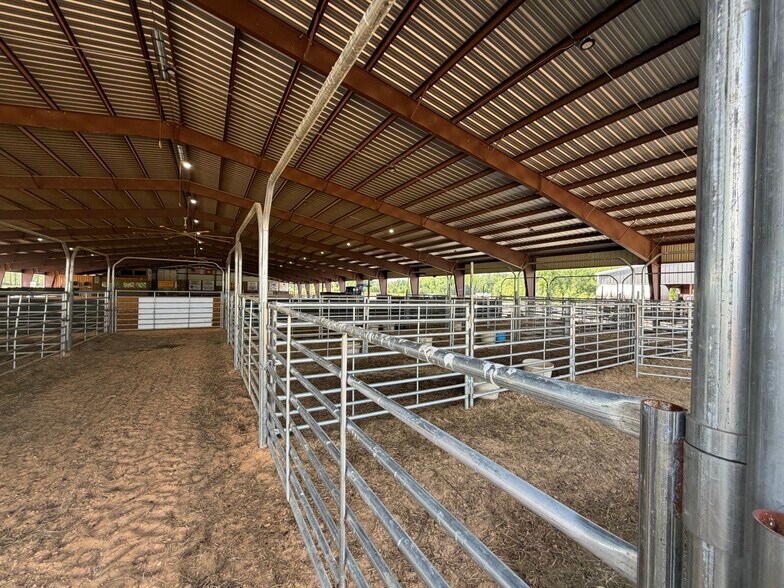 More Photos Of 5690 Sheridan Byp, Sheridan Industrial For Sale