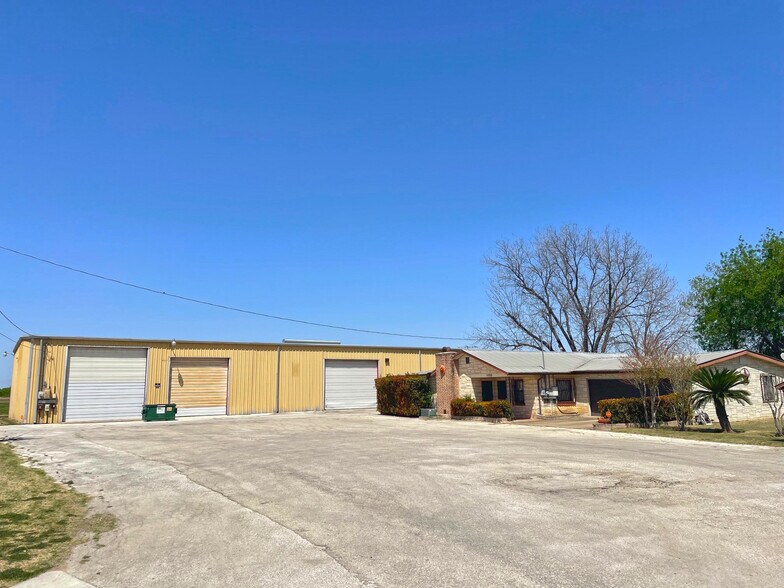 More Photos Of 11722 Fischer Rd, Von Ormy Industrial For Sale