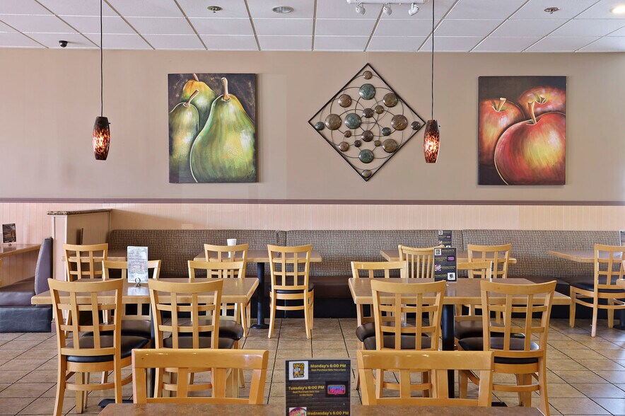 More Photos Of 1924-1926 Pacific Ave, Stockton Restaurant For Sale