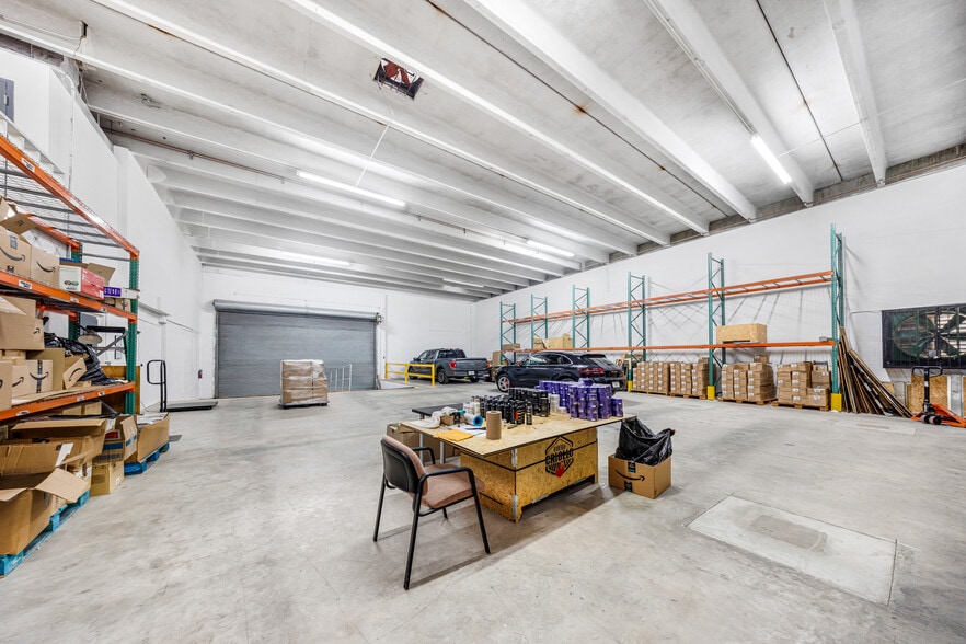 More Photos Of 8009 NW 29th St, Doral Warehouse For Sale