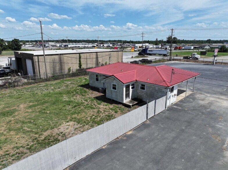 More Photos Of 8417 Hwy 70, North Little Rock Land For Lease