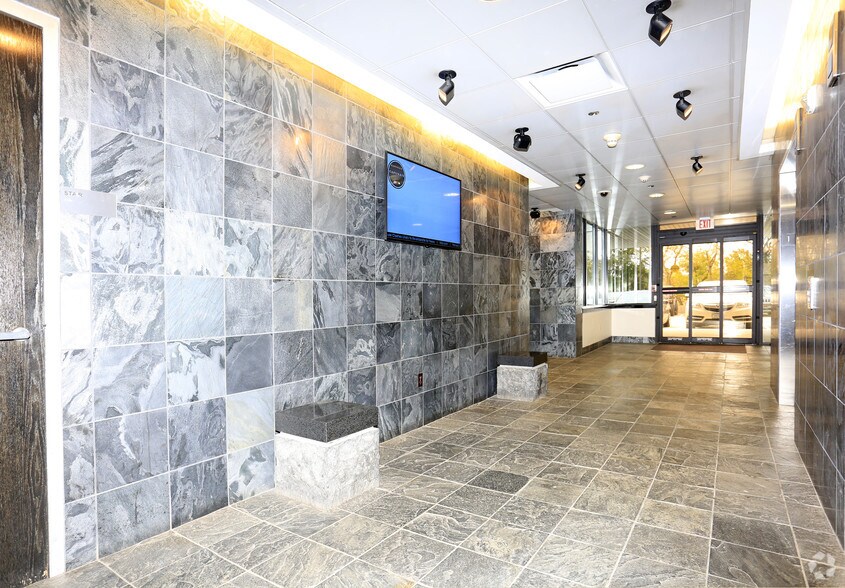 More Photos Of 55 Walls Dr, Fairfield Medical For Lease