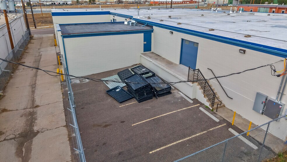 More Photos Of 4455-4477 Garfield St, Denver Warehouse For Lease