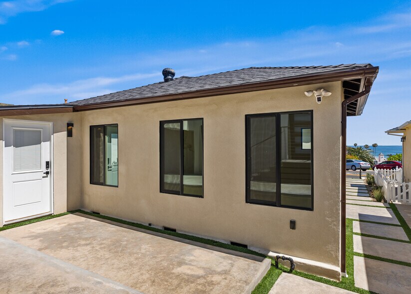 More Photos Of 216 Cliff Dr, Laguna Beach Apartments For Sale