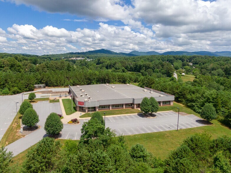 More Photos Of 220 Continuum Dr, Fletcher Research And Development For Sale