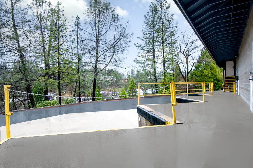 More Photos Of 810 Whispering Pines Ln, Grass Valley Refrigeration Cold Storage For Sale