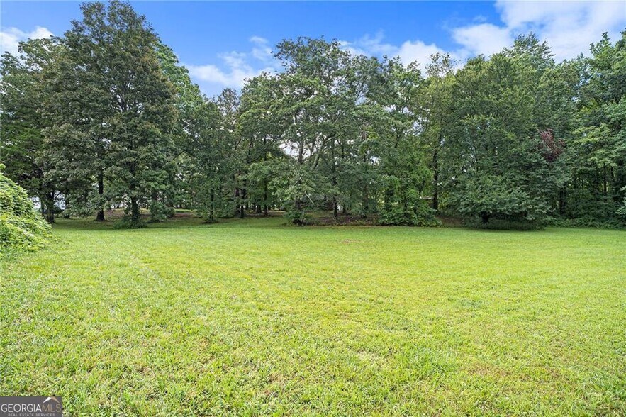 Primary Photo Of 4312 Hollywood Hwy, Clarkesville Land For Sale